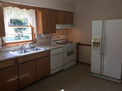 2106 S Eaton Ave, Muncie, IN 47302 - photo 3