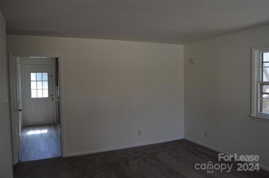 221 Kelly St unit 5, Statesville, NC 28677 - photo 2