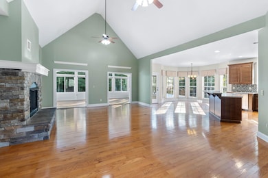 12 Twelve Oaks-10