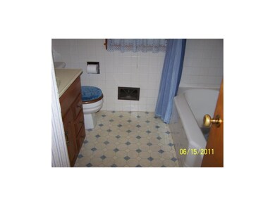 Hall Bathroom
