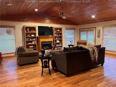 80 Flint Ln, Racine, WV 25165 - photo 6