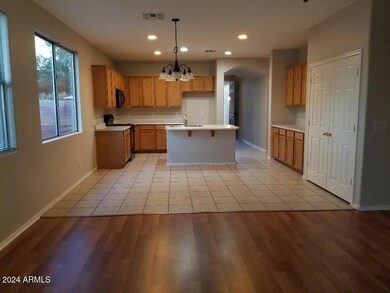 1572 E Nightingale Ln, Gilbert, AZ 85298 - photo 3