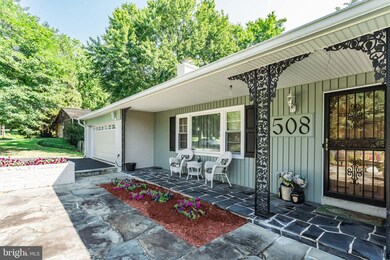 6508 Lily Dhu Ln, Falls Church, VA 22044 - photo 2