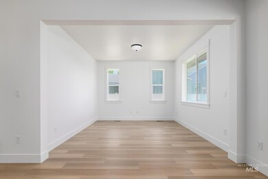 8723 S Waterclover Way, Meridian, ID 83642 - photo 5