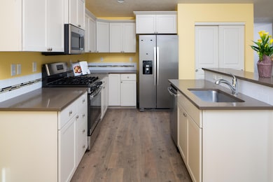 2584 NW Hemlock Way, Redmond, OR 97756 - photo 5