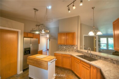 15745 Vail Rd SE, Yelm, WA 98597 - photo 5