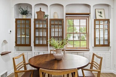 219 E Royal Forest Blvd, Columbus, OH 43214 - photo 7