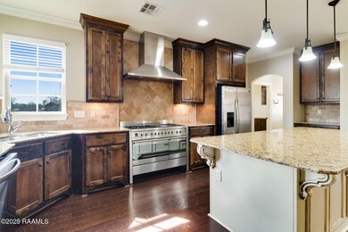 3-web-or-mls-241 Lana Rd-3