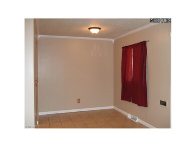 333 Thelma Dr, Sheffield Lake, OH 44054 - photo 5