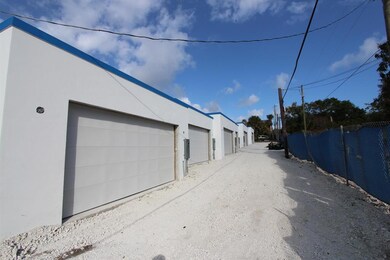 Slope Side Garages