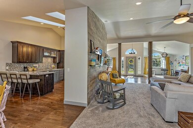 380 Pair A Dice Ranch Rd, Jacksonville, OR 97530 - photo 5