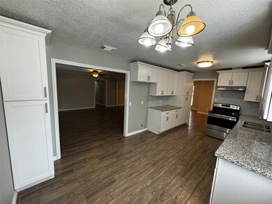 2616 N Woodloch St, Conroe, TX 77385 - photo 7