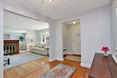 10 Marlin Rd, West Roxbury, MA 02132 - photo 3