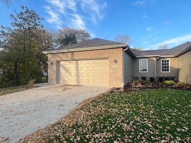 902 Lange Ave, Beecher, IL 60401 - photo 2