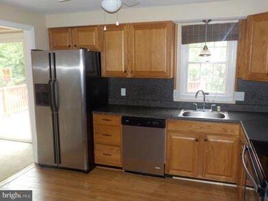 1218 Kings Tree Dr, Bowie, MD 20721 - photo 4