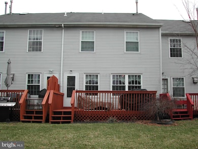 55 Cedar Ct unit 55, Royersford, PA 19468 - photo 2