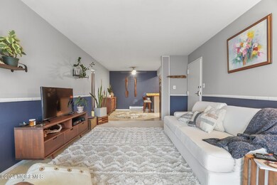 Living / Dining combo