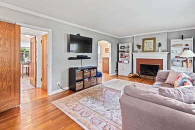 298 Richards Rd, Columbus, OH 43214 - photo 5