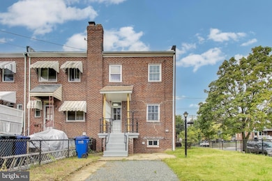 1700 Fort Davis St SE, Washington, DC 20020 - photo 3