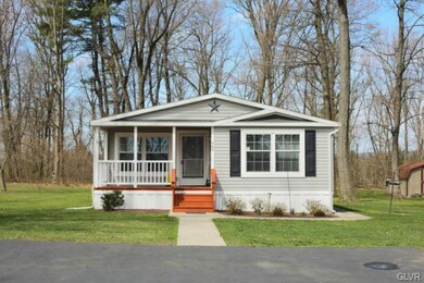 368 Black Oak Ln, Bath, PA 18014 - photo 4