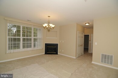 1597 Homeland Dr unit 3E, Sykesville, MD 21784 - photo 5