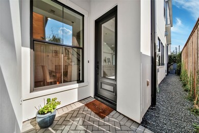 1731 Maryland St, Houston, TX 77006 - photo 5