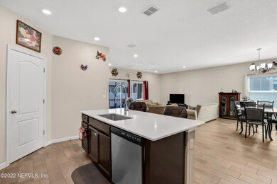 1390 Kendall Dr, Jacksonville, FL 32211 - photo 6