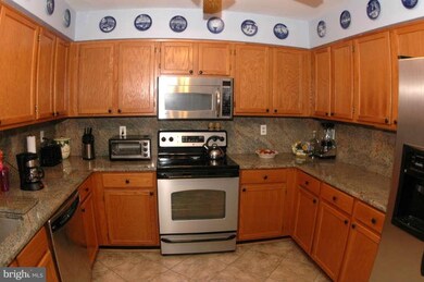 900 Yardarm Ln, Annapolis, MD 21401 - photo 3