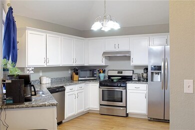 716 Woodbriar, Noble, OK 73068 - photo 3