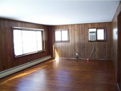 1006 E Washington Rd, Hillsborough, NH 03244 - photo 6