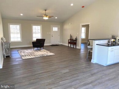 12422 Stonehouse Mountain Rd, Culpeper, VA 22701 - photo 3