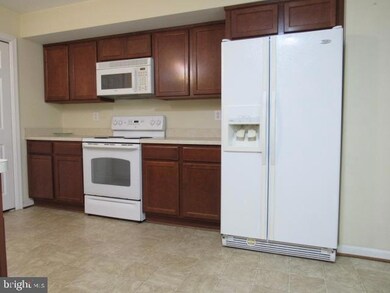 206 N Fairfax Blvd unit B, Ranson, WV 25438 - photo 5