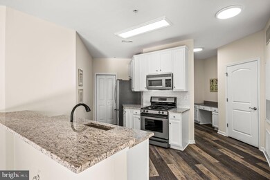 4206 Lydia Hollow Dr unit B, Glen Mills, PA 19342 - photo 6