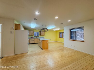 502 Rangeview-06