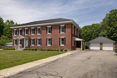 9 Forest St unit 2, Exeter, NH 03833 - photo 2