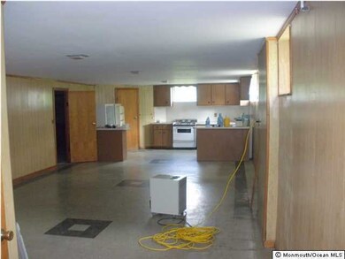 445 W Farms Rd, Farmingdale, NJ 07727 - photo 6