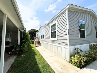 3964 Kenskill Cir, Boynton Beach, FL 33436 - photo 2