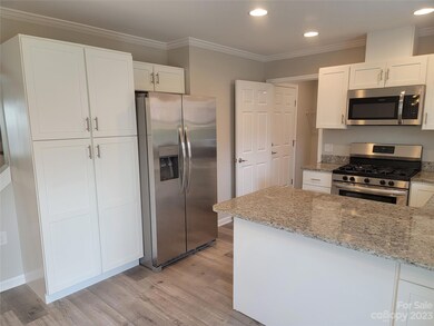 1057 Baldwin Commons Dr, Arden, NC 28704 - photo 5