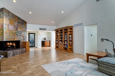 Very large GREAT ROOM