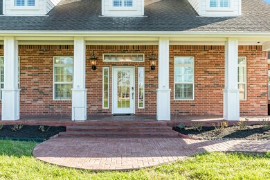 720 Barrell Rd, Alvin, TX 77511 - photo 7