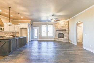 2601 NE 16th St, Moore, OK 73160 - photo 6