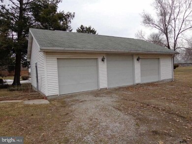 1243 Biglerville Rd, Gettysburg, PA 17325 - photo 4