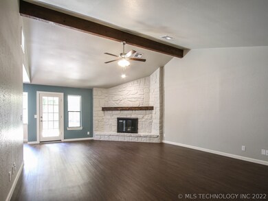 1213 S 33rd St, Broken Arrow, OK 74014 - photo 4