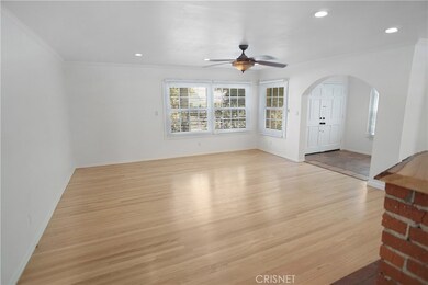 21036 Costanso St, Woodland Hills, CA 91364 - photo 5