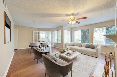 12200 Overbrook Ln unit 31A, Houston, TX 77077 - photo 3