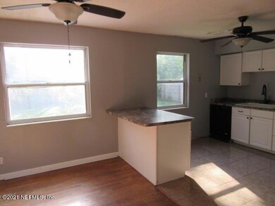 5811 Norde Dr E, Jacksonville, FL 32244 - photo 6