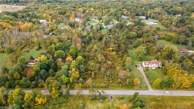 19070 Chillicothe Rd, Chagrin Falls, OH 44023 - photo 7