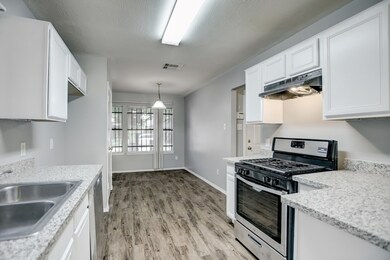 8810 High Mountain Dr, Houston, TX 77088 - photo 5