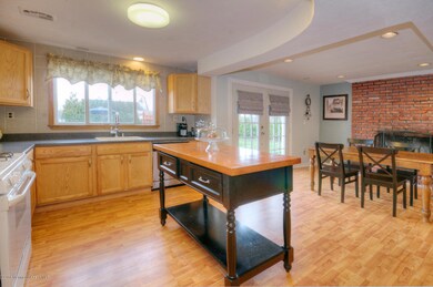 11 Burdge Dr Howell NJ 07731-large-025-1