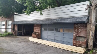 34 Sparkill Ave, Albany, NY 12209 - photo 3